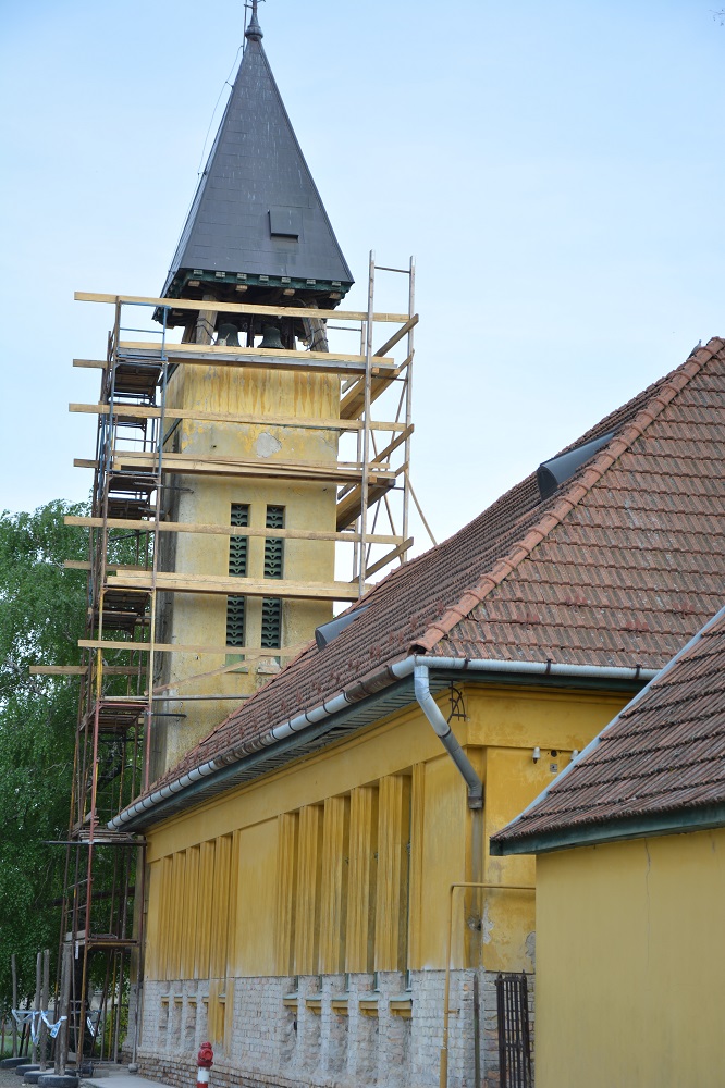 Folytatódik a katolikus templom felújítása
